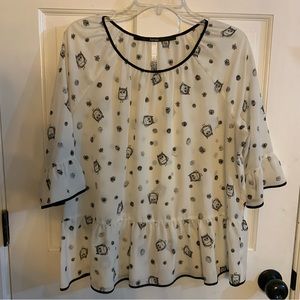 Kensie 3/4 sleeve White with black owls patterned Peplum style blouse size L